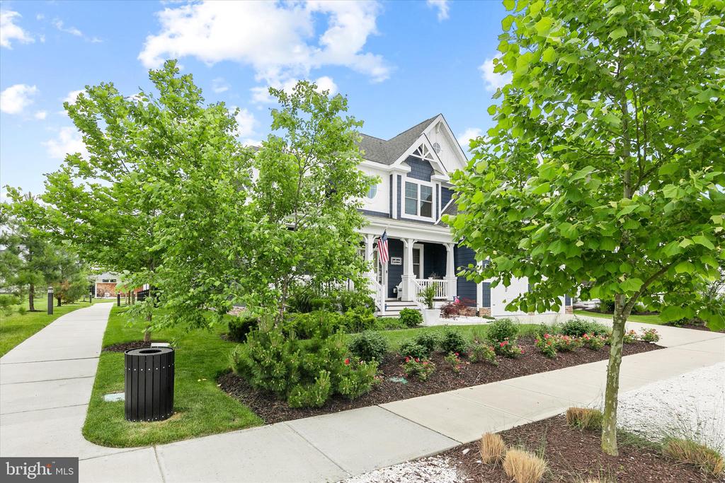 14447 CREEKSIDE CROSSING