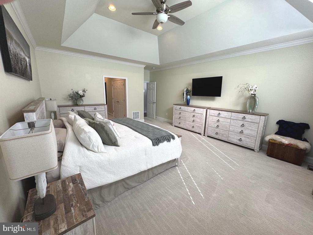 14447 CREEKSIDE CROSSING