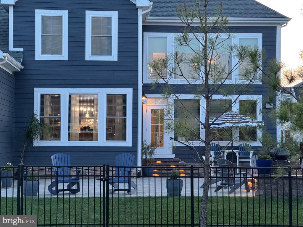 14447 CREEKSIDE CROSSING