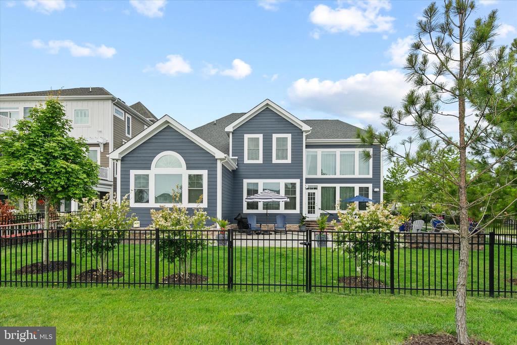 14447 CREEKSIDE CROSSING