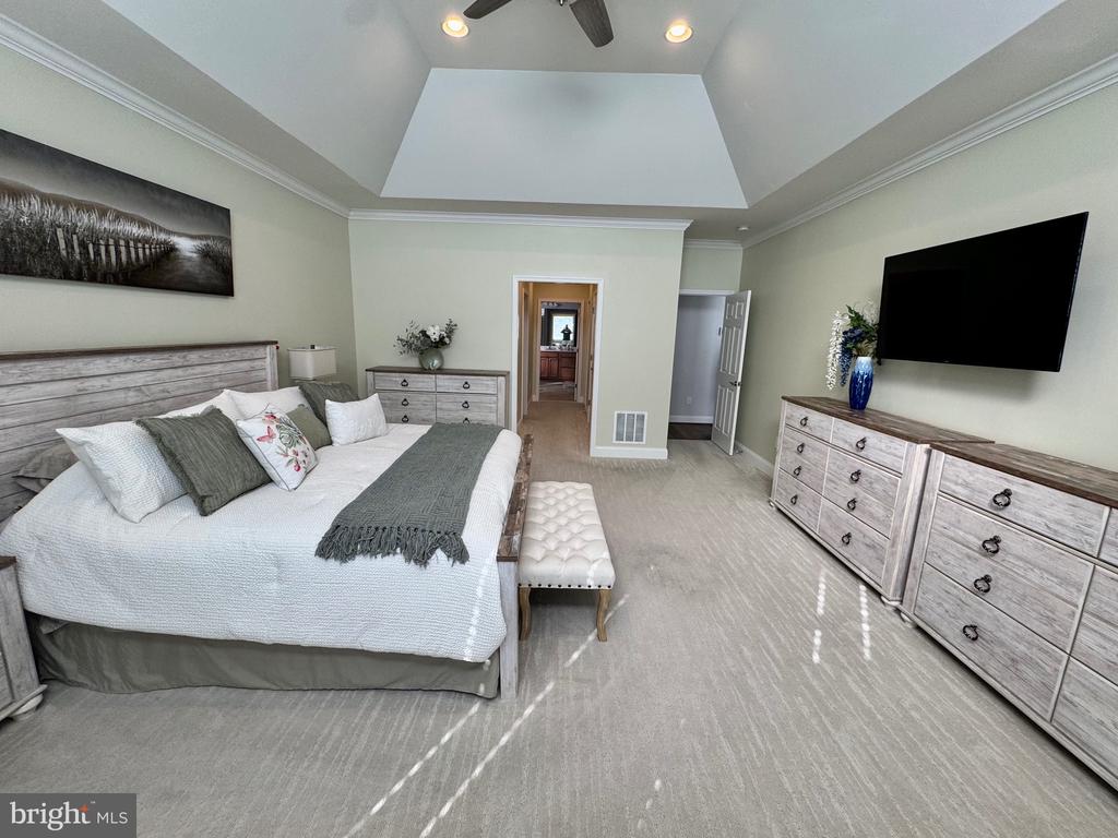 14447 CREEKSIDE CROSSING