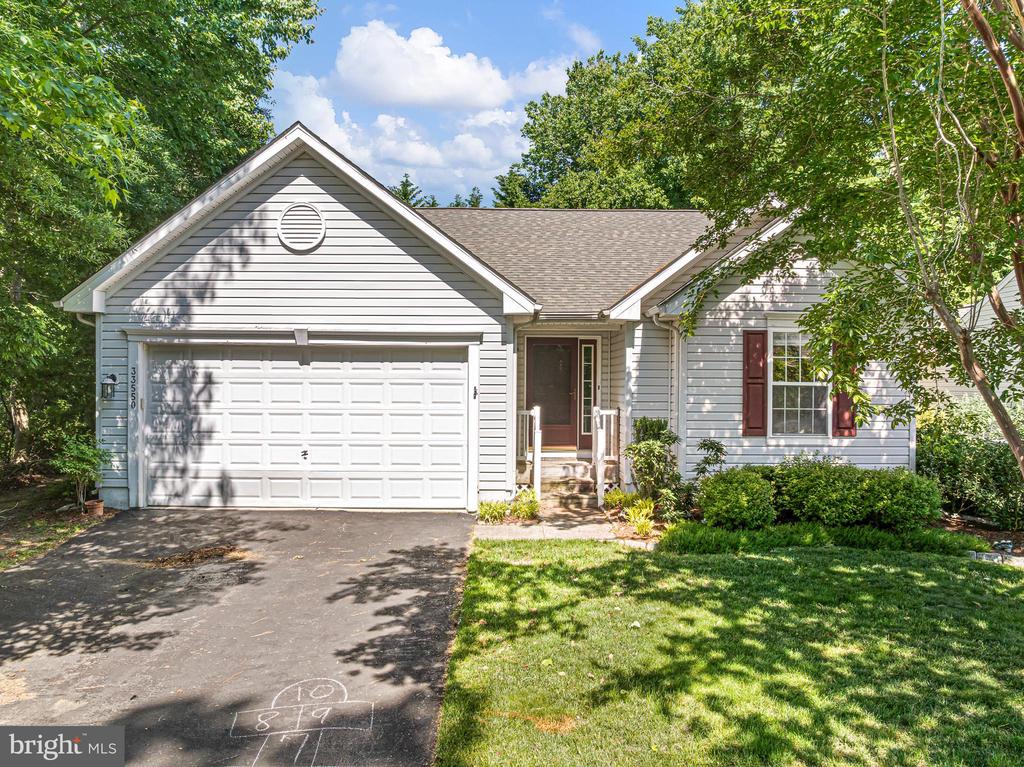 33550 SUFFOLK LANE 76