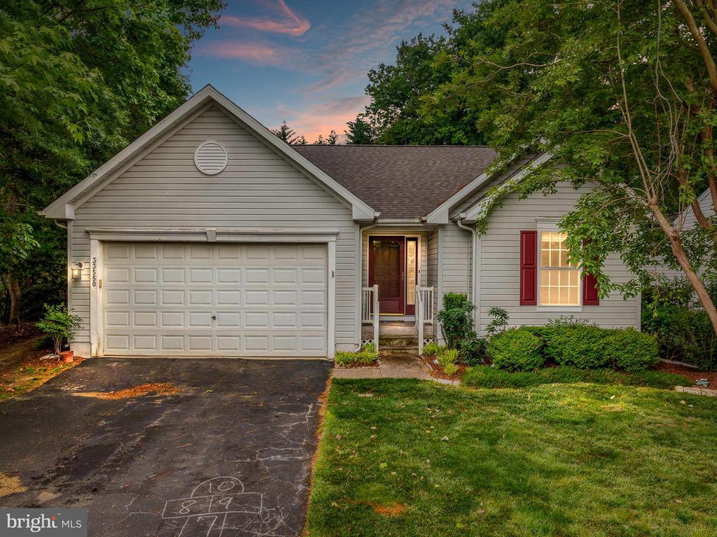 33550 SUFFOLK LANE 76