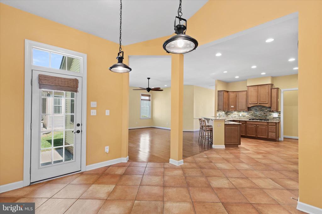 36346 REDSTART COURT