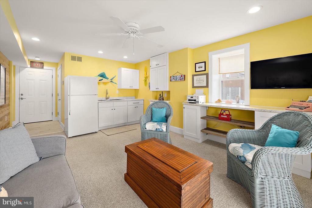 59 BAYSIDE DRIVE