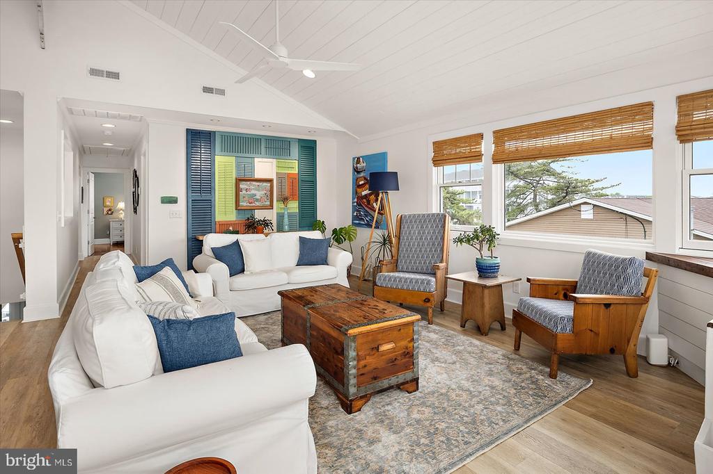 59 BAYSIDE DRIVE