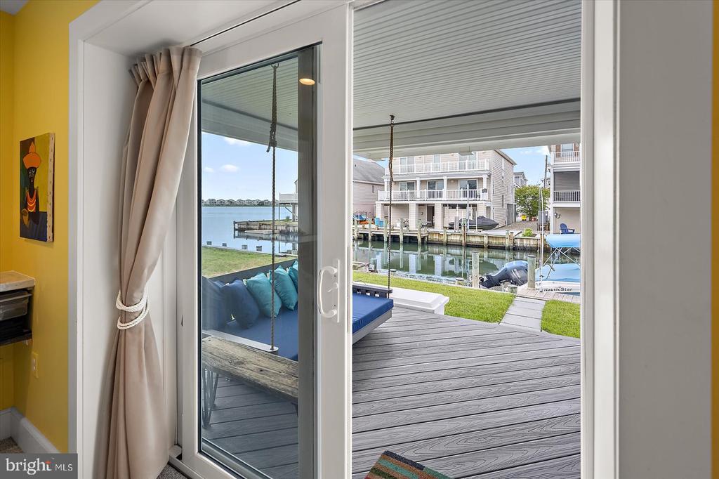 59 BAYSIDE DRIVE