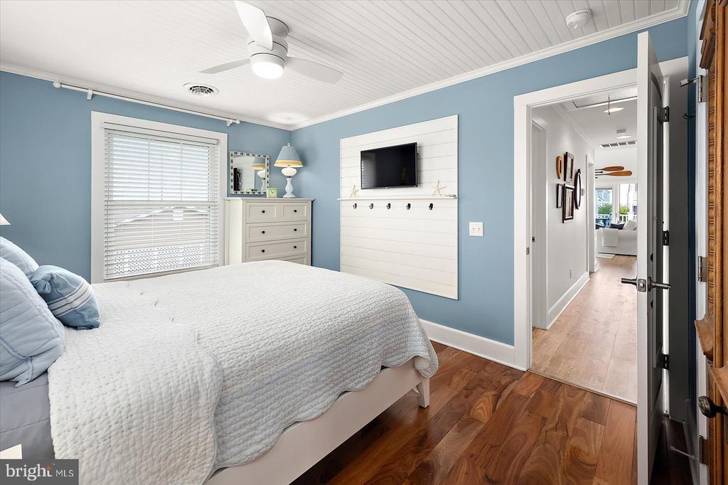59 BAYSIDE DRIVE