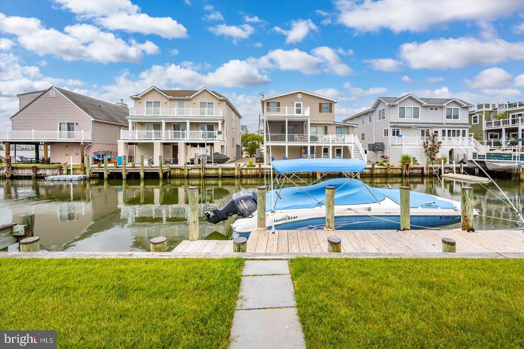 59 BAYSIDE DRIVE