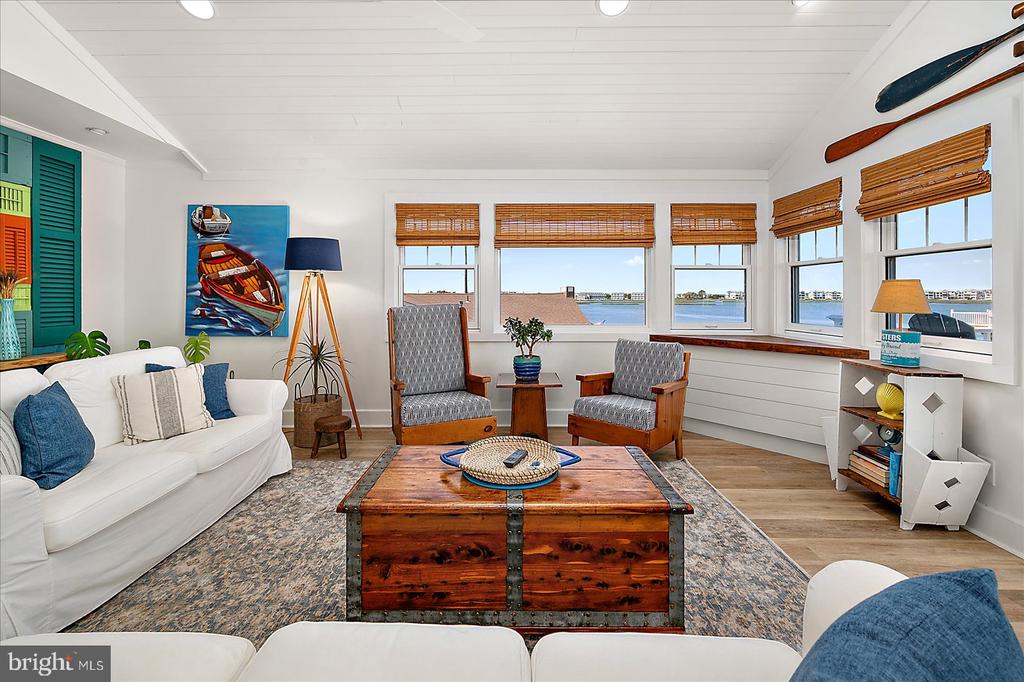 59 BAYSIDE DRIVE