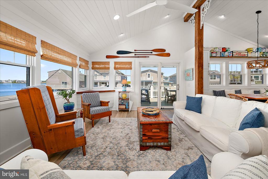 59 BAYSIDE DRIVE