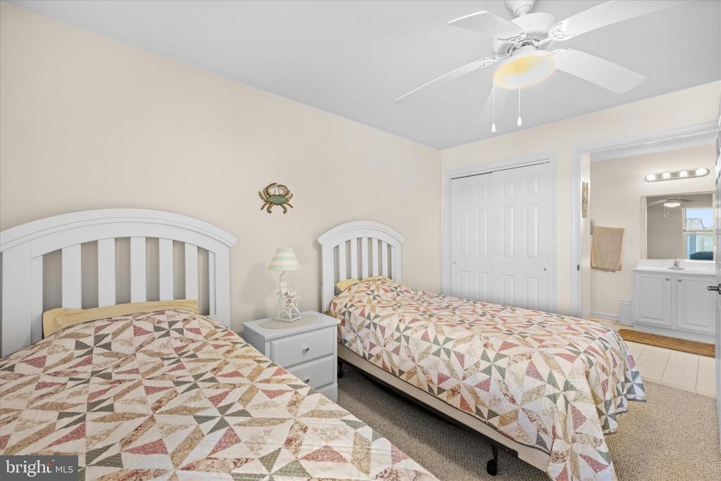 37462 PETTINARO DRIVE 7102