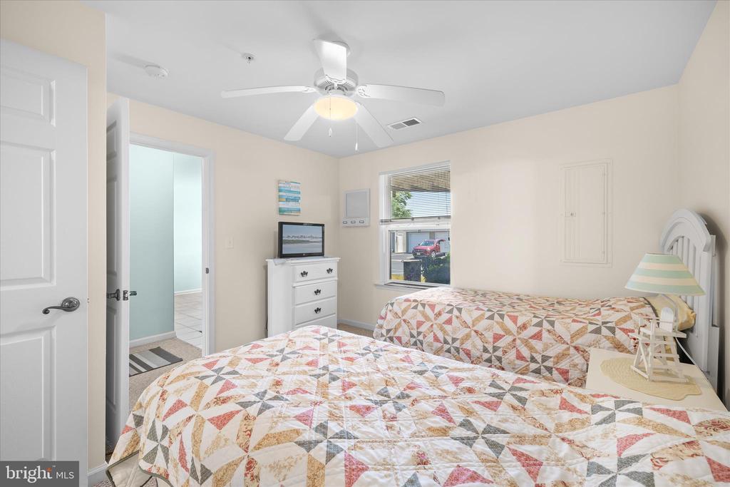 37462 PETTINARO DRIVE 7102