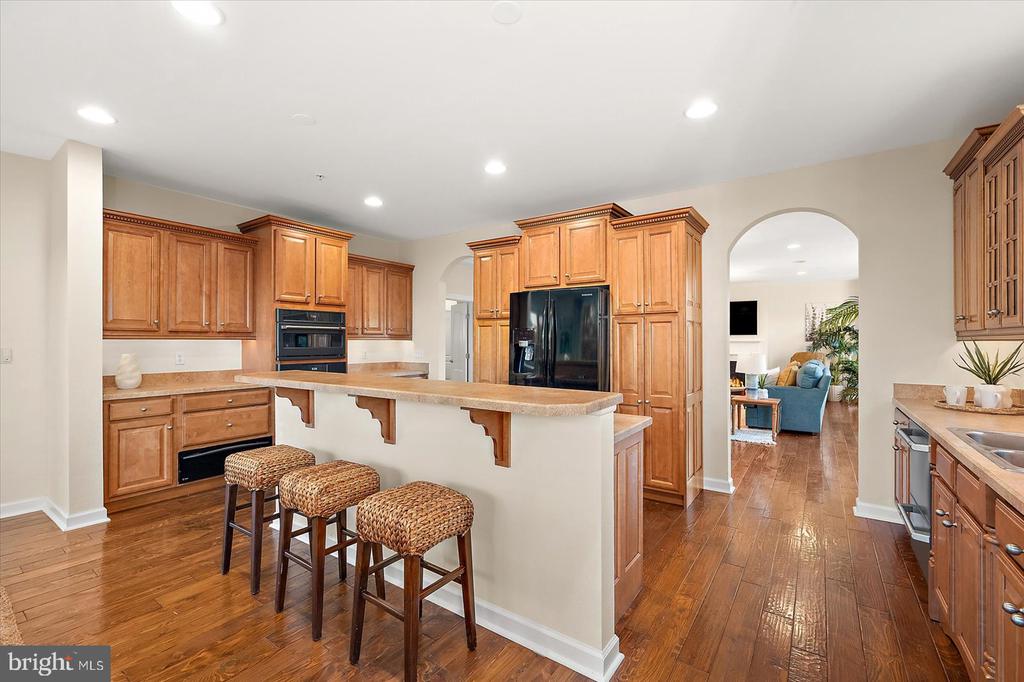 38407 BOXWOOD TERRACE Unit: 201
