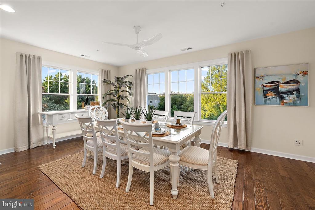 38407 BOXWOOD TERRACE Unit: 201