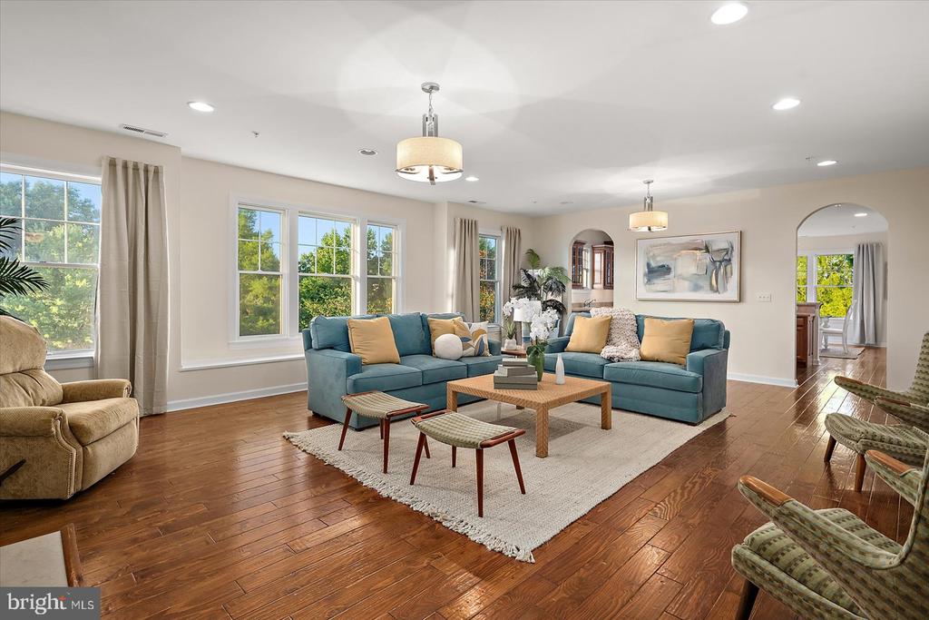 38407 BOXWOOD TERRACE Unit: 201