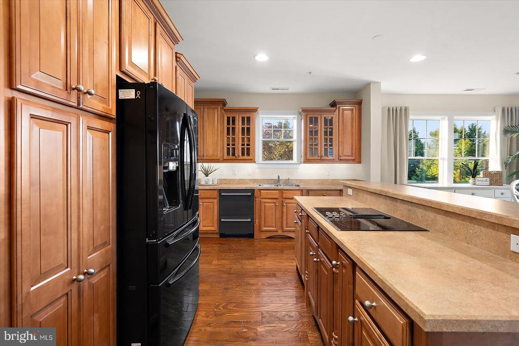 38407 BOXWOOD TERRACE Unit: 201