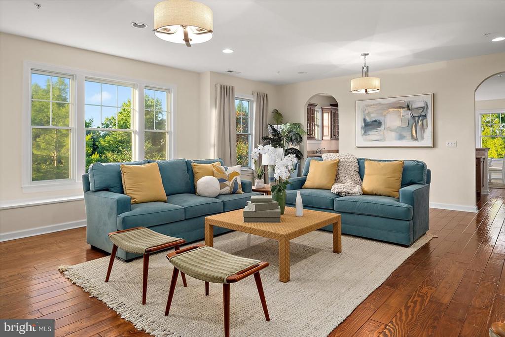 38407 BOXWOOD TERRACE Unit: 201
