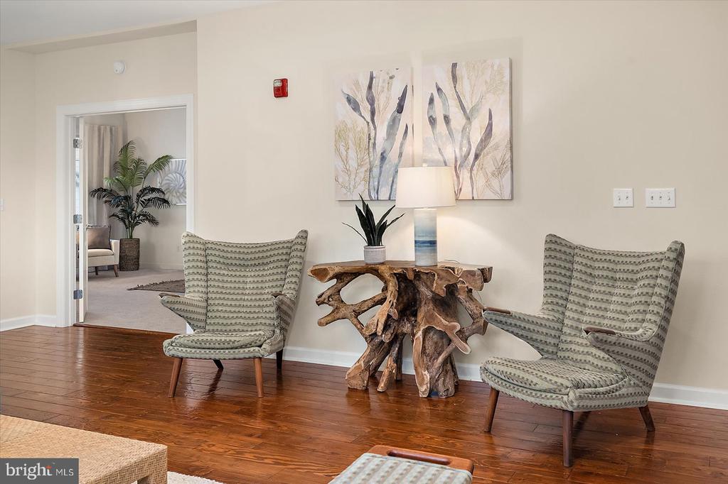 38407 BOXWOOD TERRACE Unit: 201