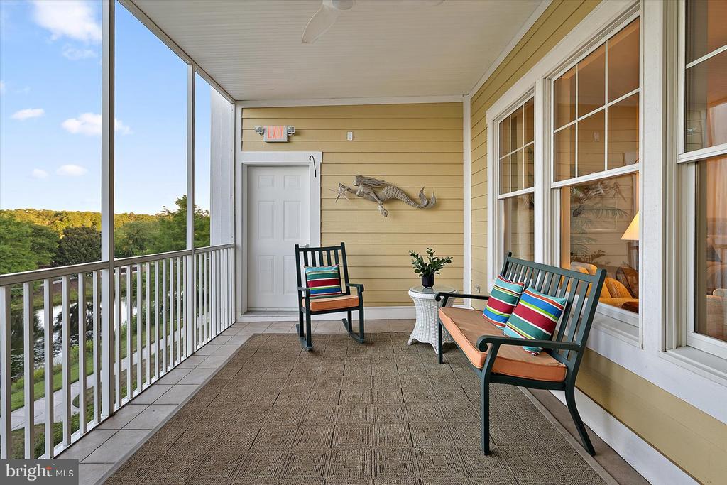 38407 BOXWOOD TERRACE Unit: 201