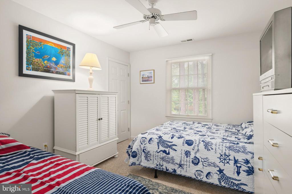 38489 MAINSAIL DRIVE Unit: 22