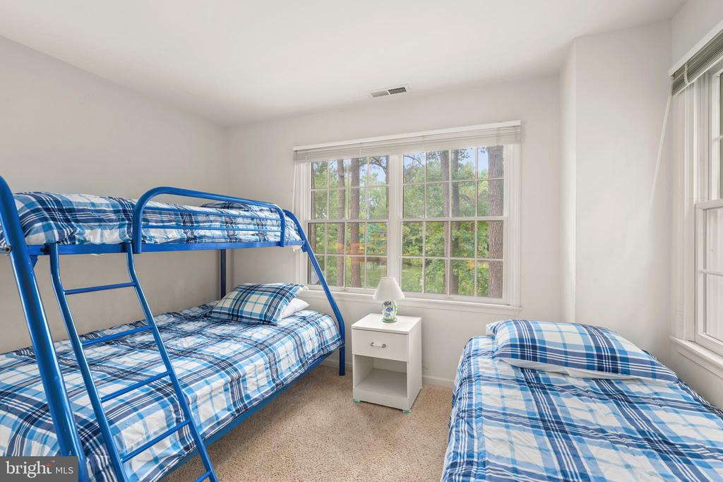 38489 MAINSAIL DRIVE Unit: 22
