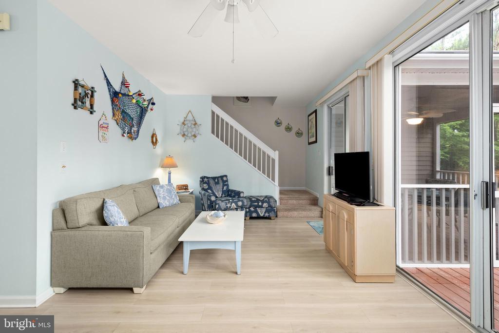 38489 MAINSAIL DRIVE Unit: 22