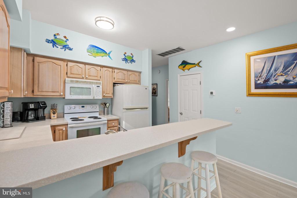 38489 MAINSAIL DRIVE Unit: 22