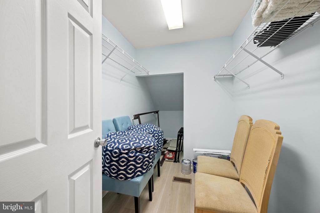 38489 MAINSAIL DRIVE Unit: 22