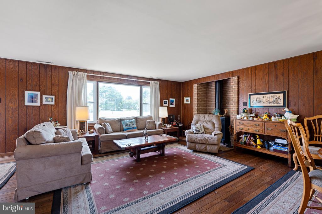 9 DRAPER DRIVE