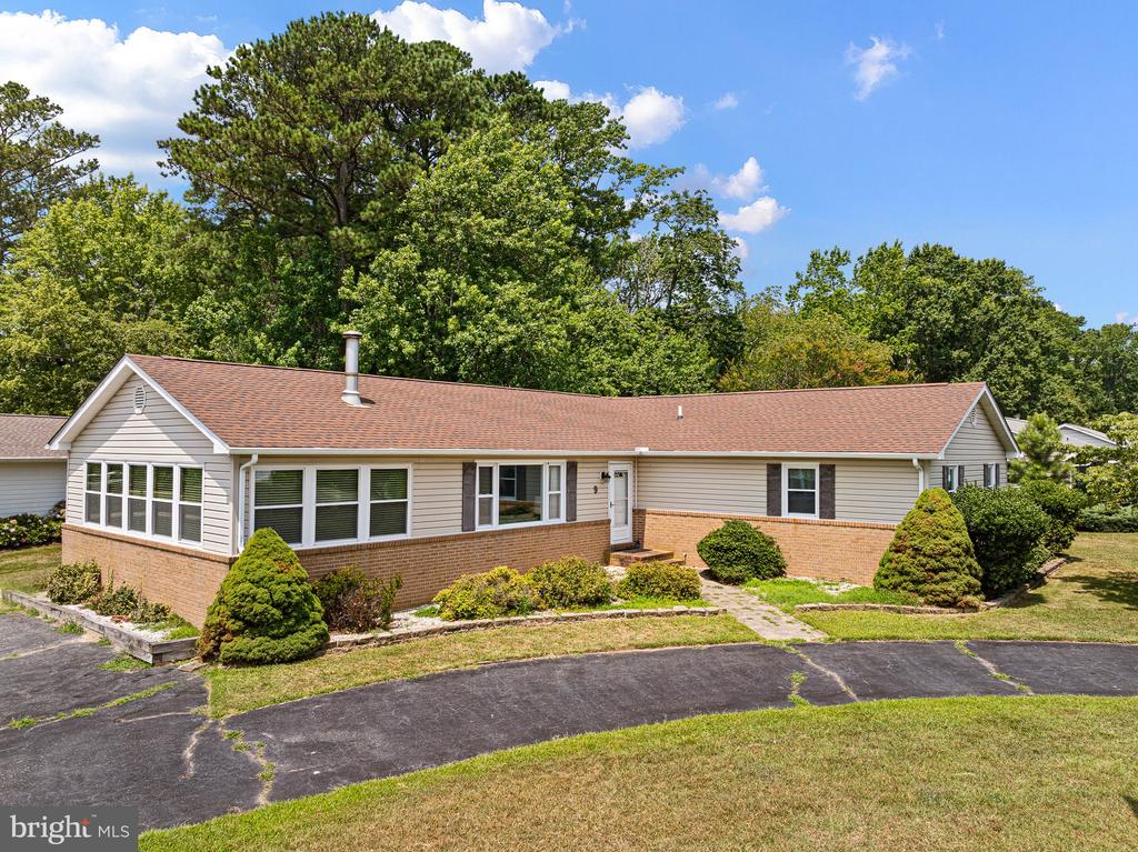 9 DRAPER DRIVE