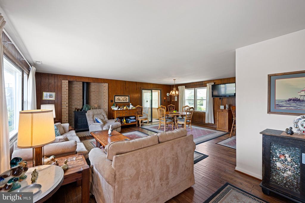 9 DRAPER DRIVE
