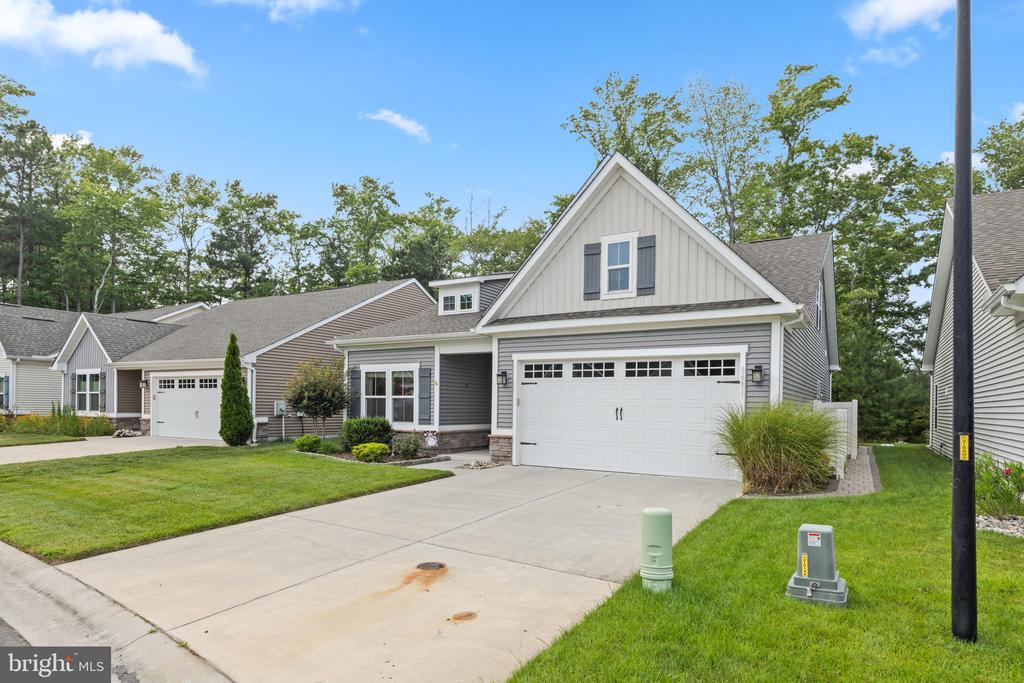 36611 RED CEDAR LOOP Unit: 19