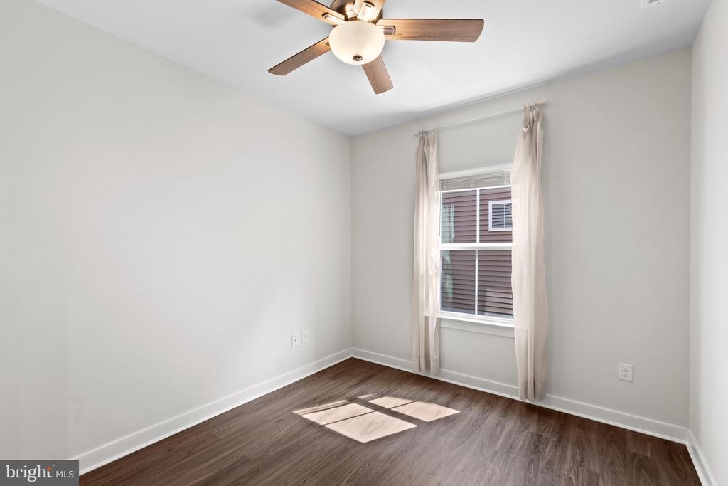 36611 RED CEDAR LOOP Unit: 19