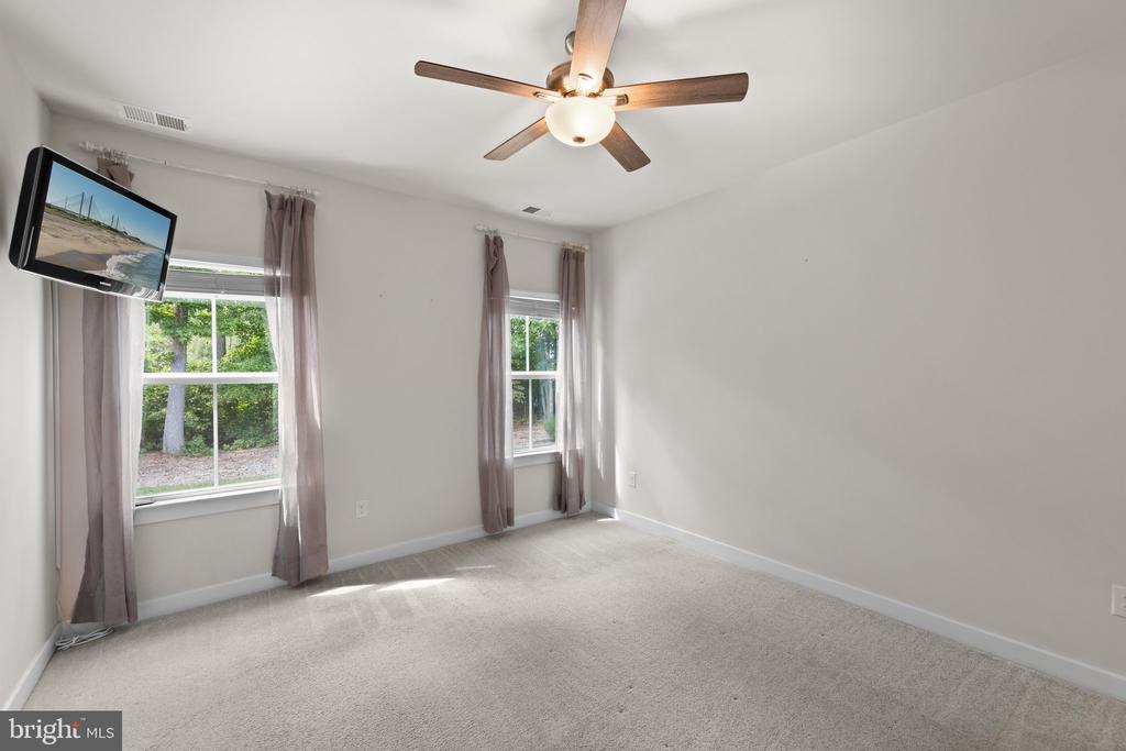 36611 RED CEDAR LOOP Unit: 19