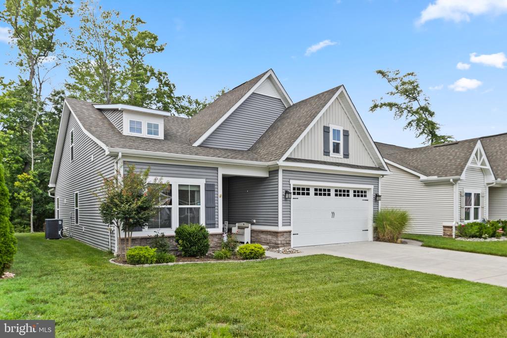 36611 RED CEDAR LOOP Unit: 19