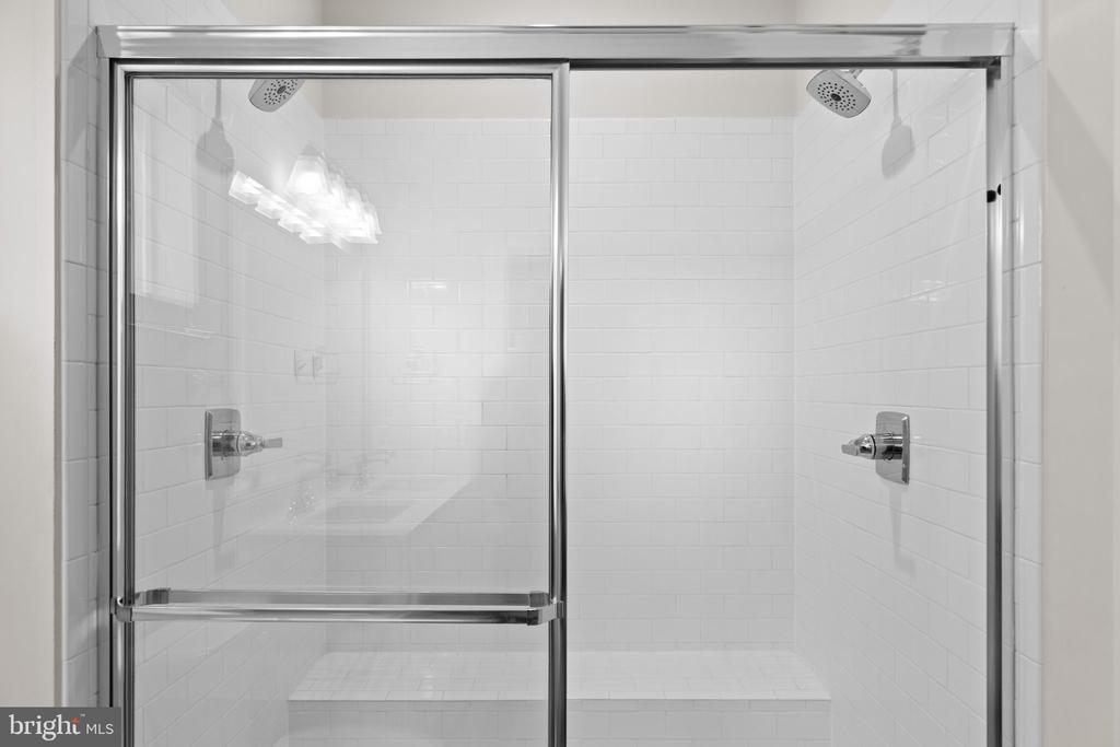 36611 RED CEDAR LOOP Unit: 19