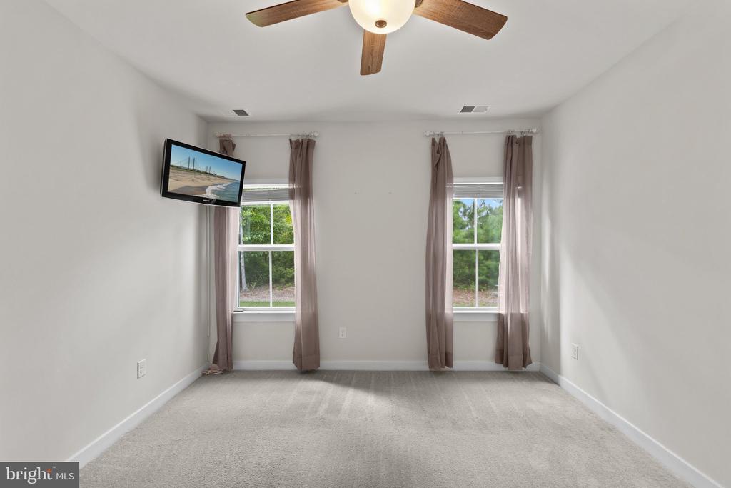 36611 RED CEDAR LOOP Unit: 19
