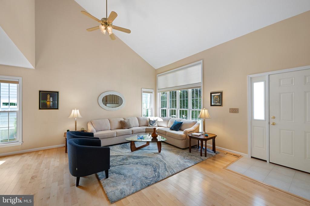 486 BETHANY LOOP