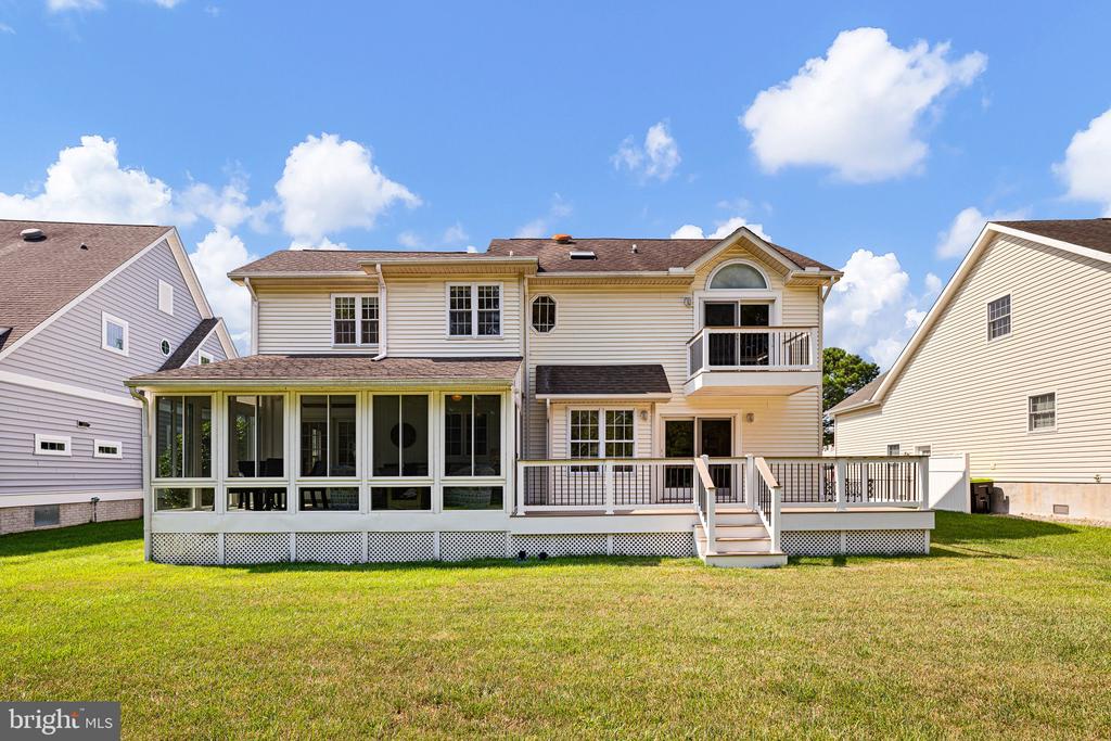 486 BETHANY LOOP