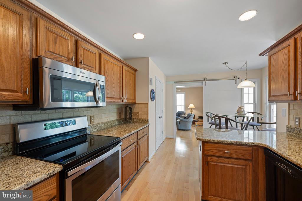486 BETHANY LOOP