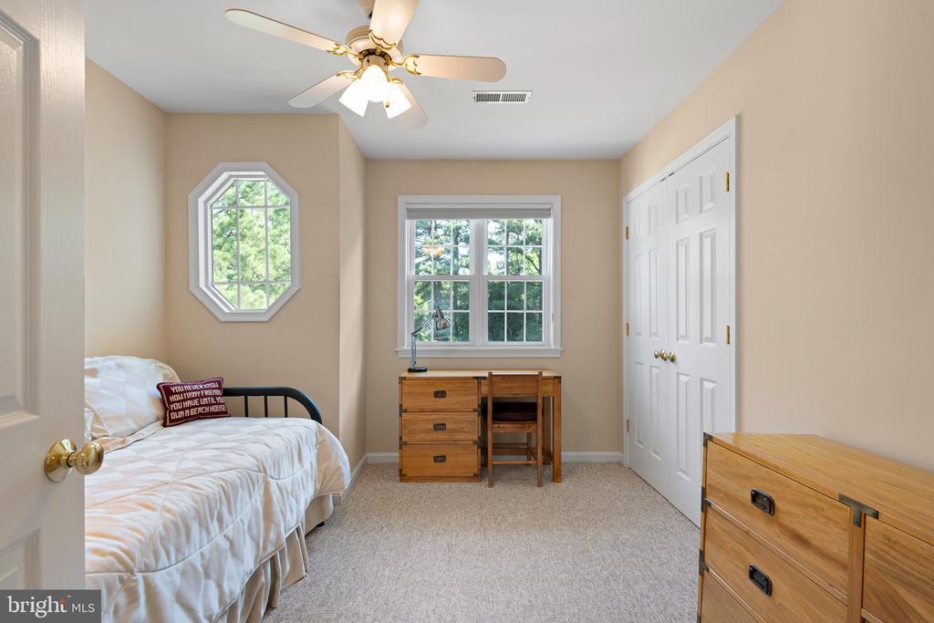 486 BETHANY LOOP
