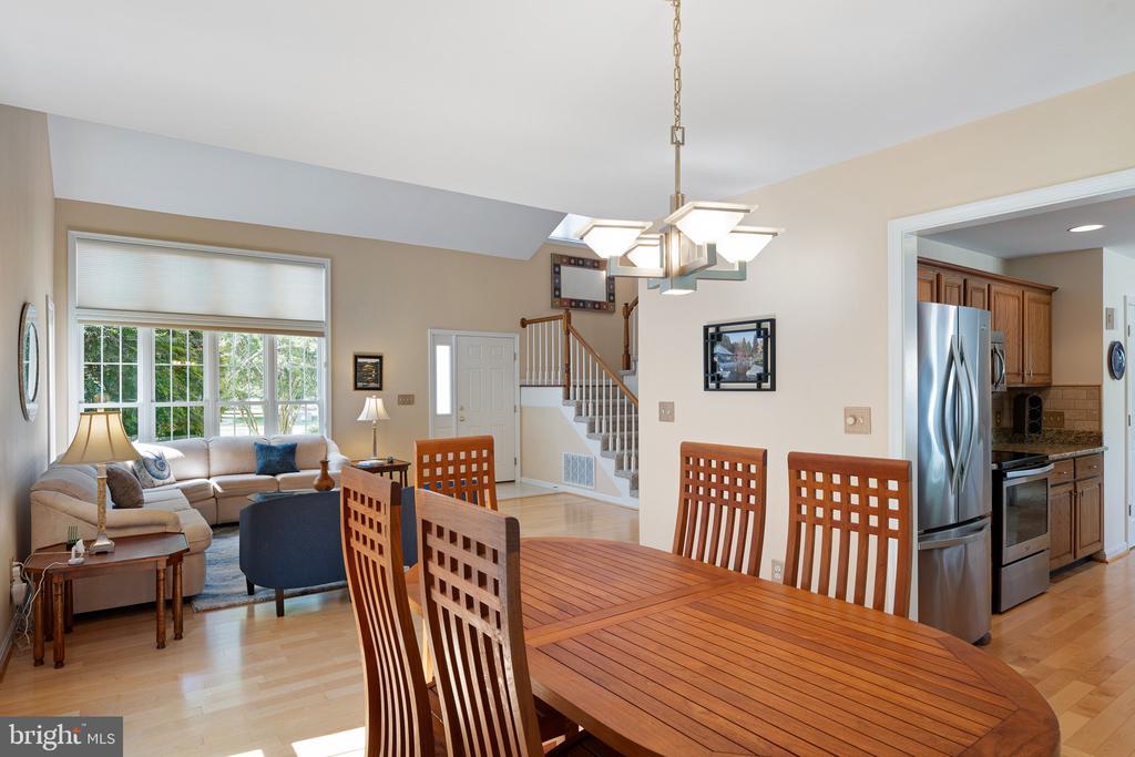 486 BETHANY LOOP
