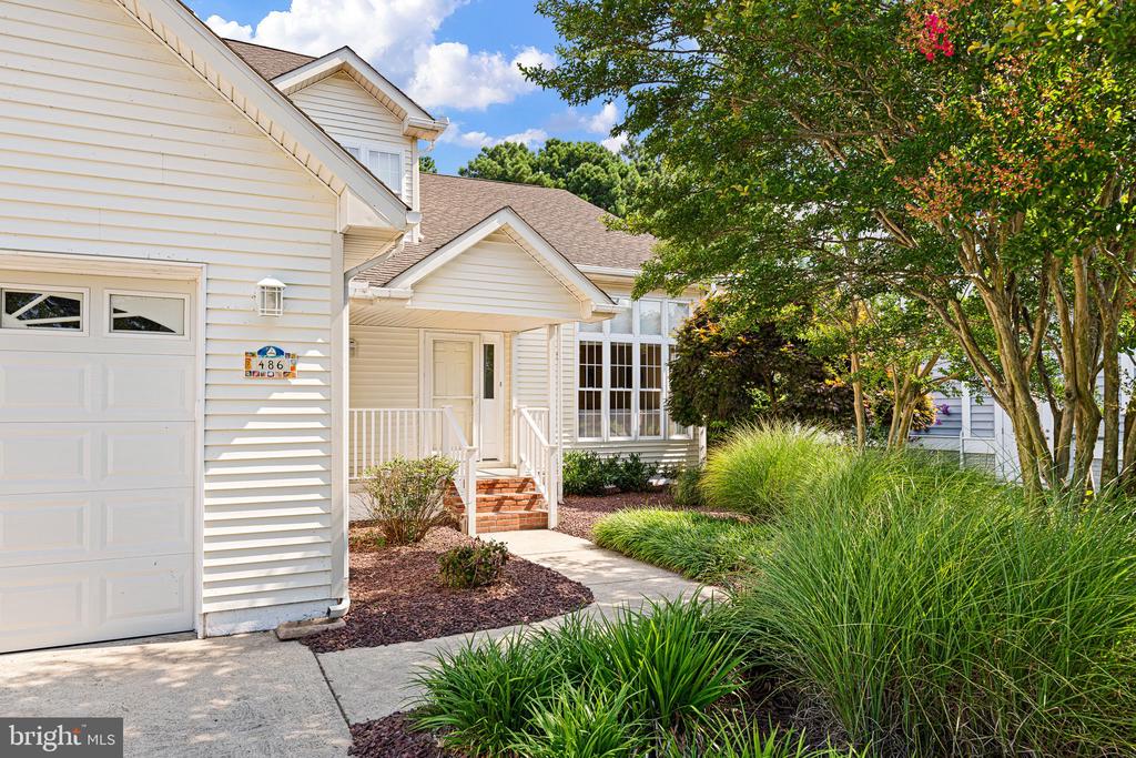 486 BETHANY LOOP