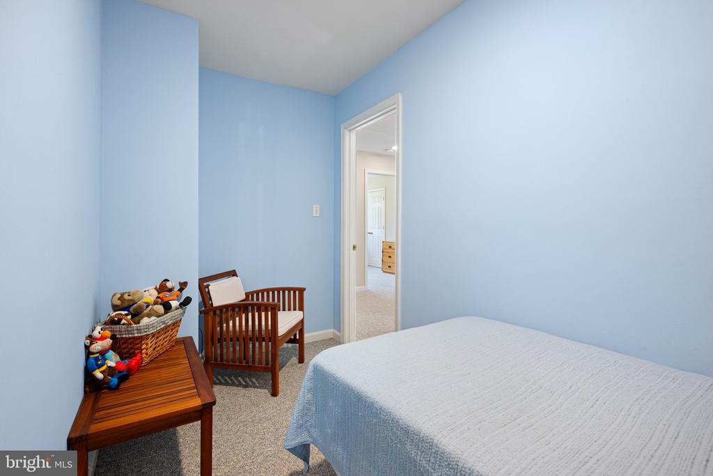 486 BETHANY LOOP