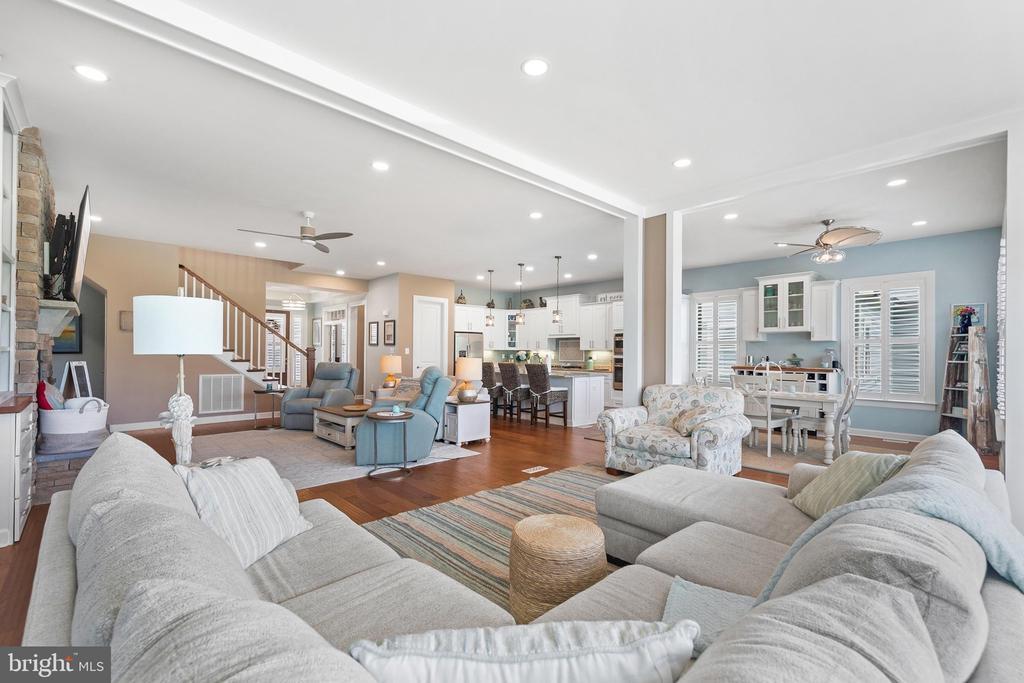 20850 CORMORANT WAY