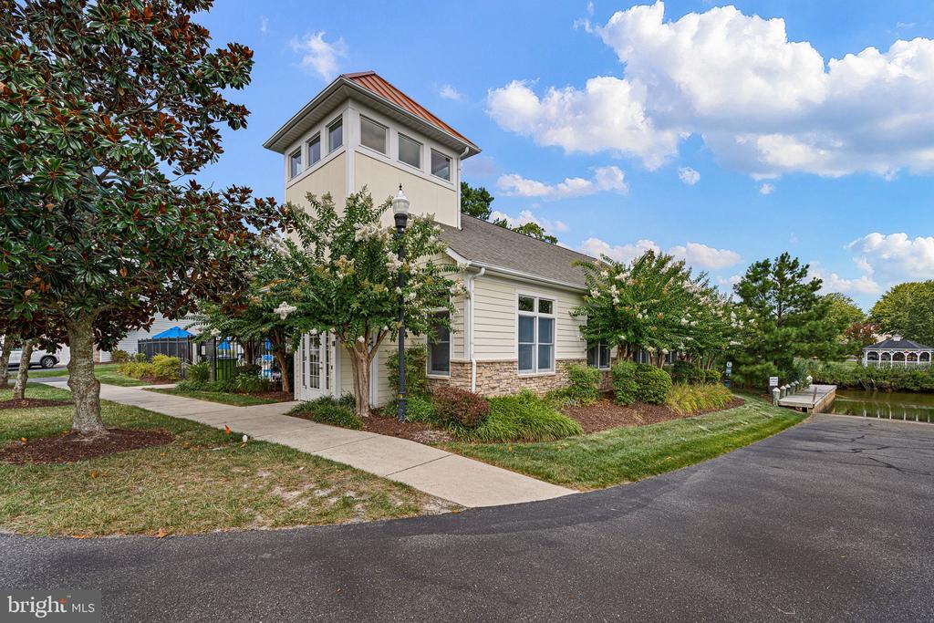 22 PIER POINT DRIVE