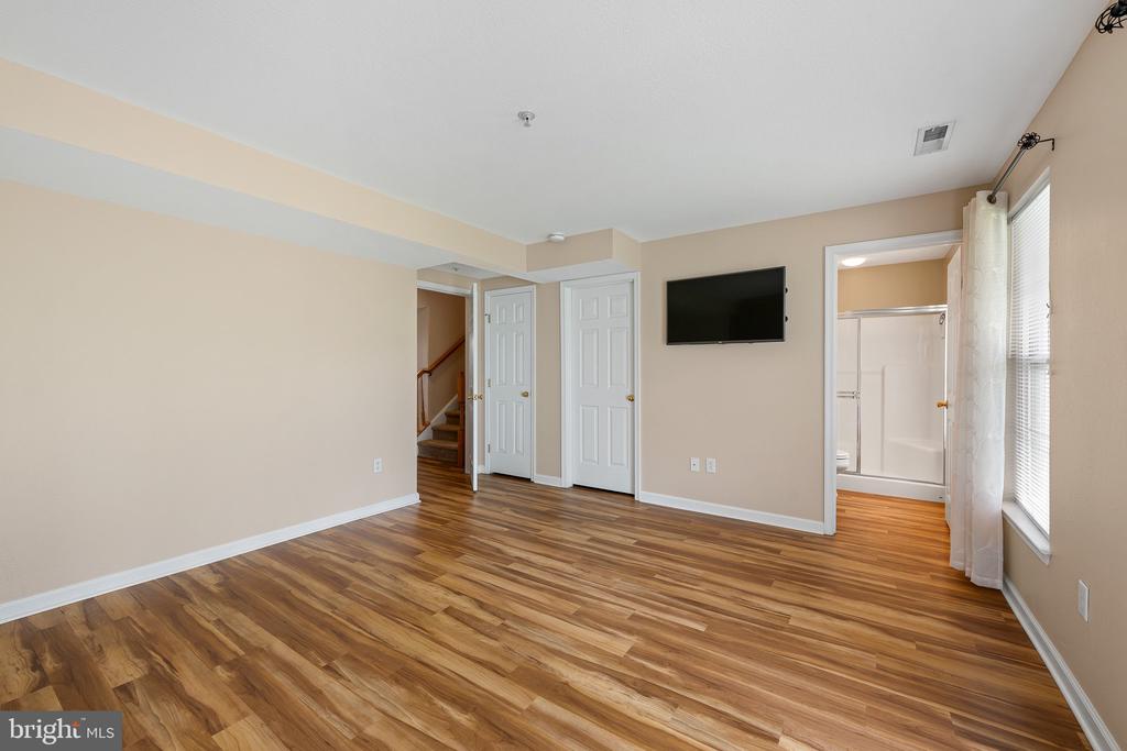 22 PIER POINT DRIVE