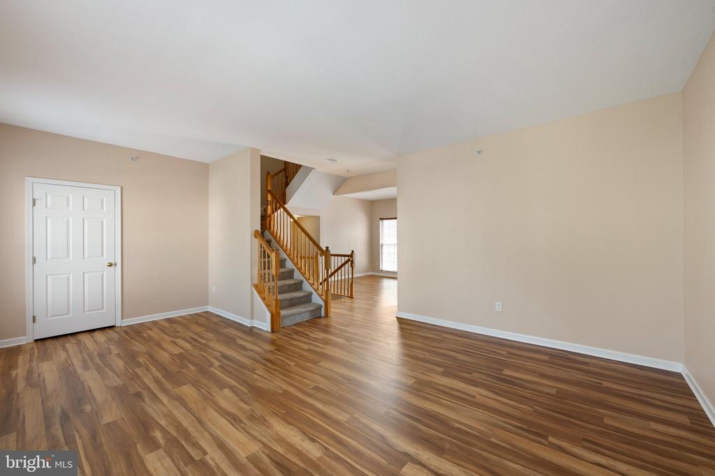 22 PIER POINT DRIVE