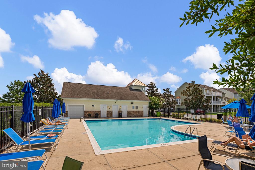 22 PIER POINT DRIVE